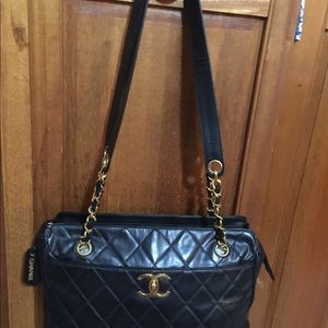 Black Chanel purse medium size
